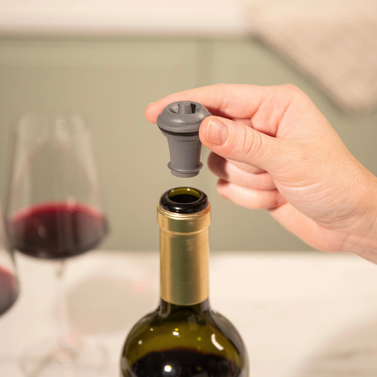 vacu-vin-bundle-elektrische-wein-vakuumpumpe-elektrischer-wein-ffner image 3