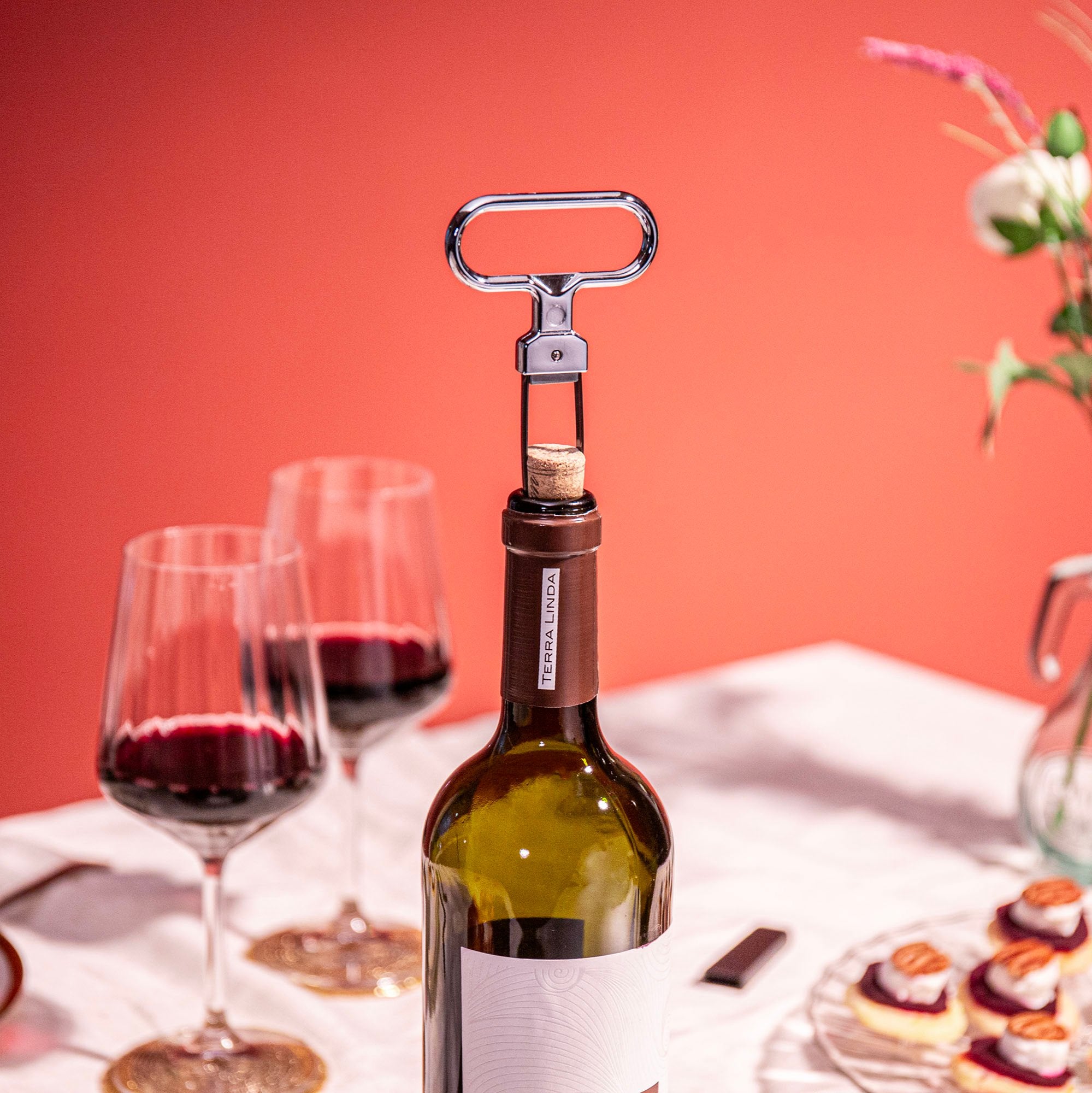 vacu-vin-korkenzieher-mit-klingen-f-r-alte-weine-2-in-1-mit-kronkorken-ffner image 3