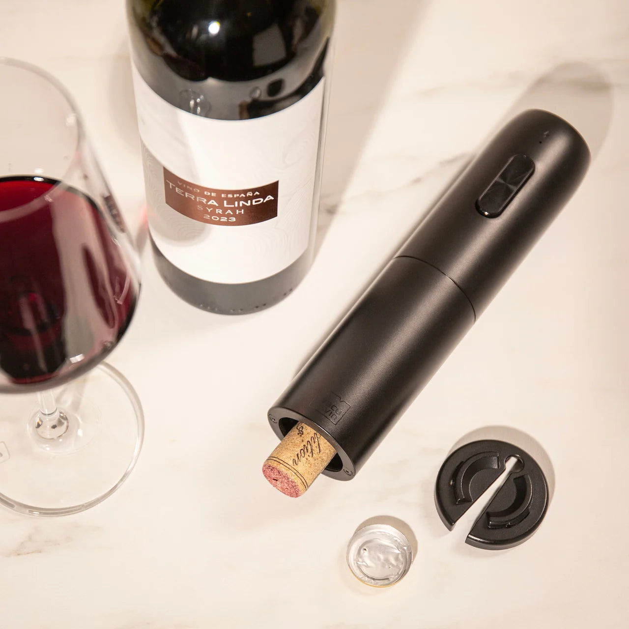 vacu-vin-elektrischer-wein-ffner-automatischer-korkenzieher-f-r-m-heloses-entkor image 6
