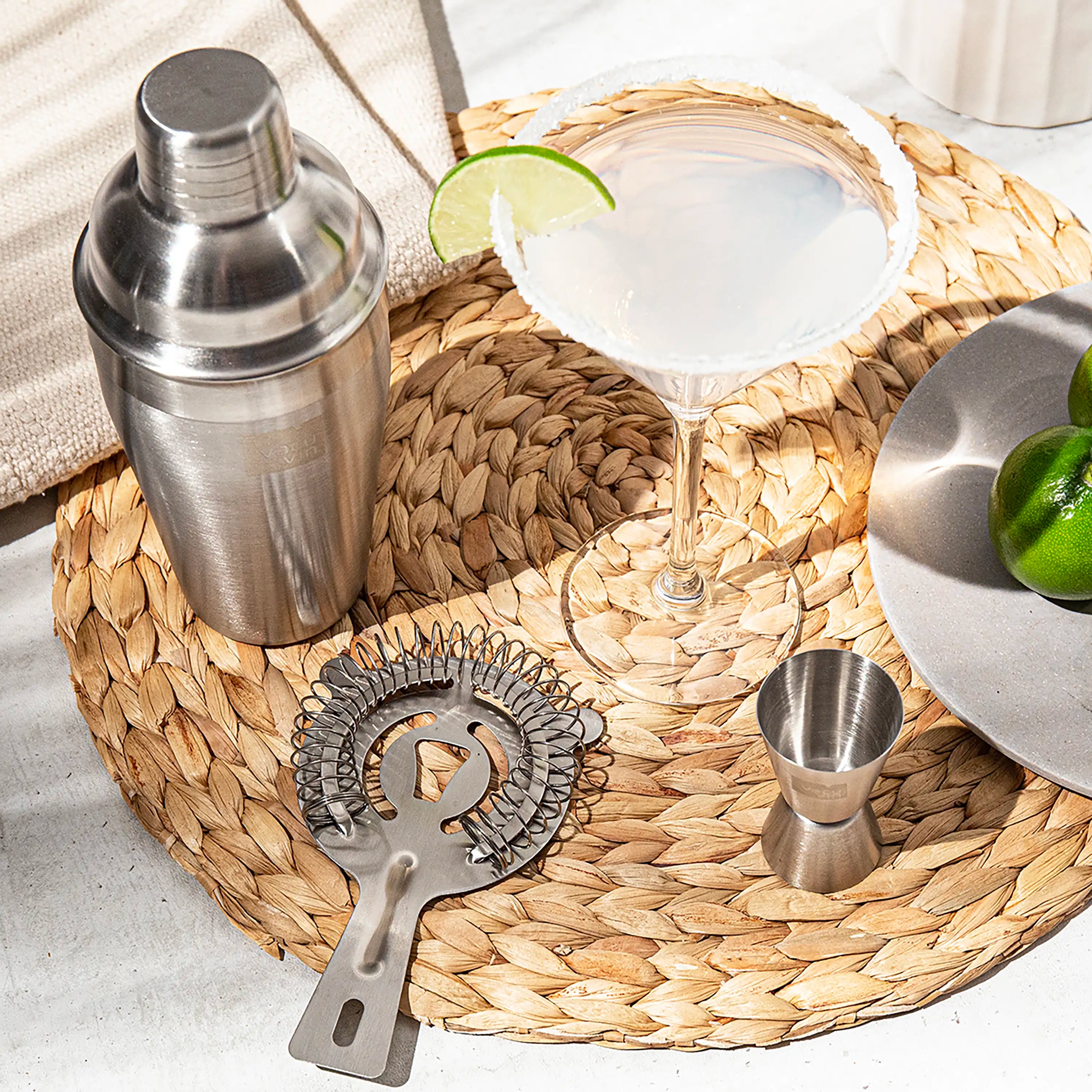 vacu-vin-cocktailshaker-edelstahl-550-ml-mit-eingebautem-sieb image 5
