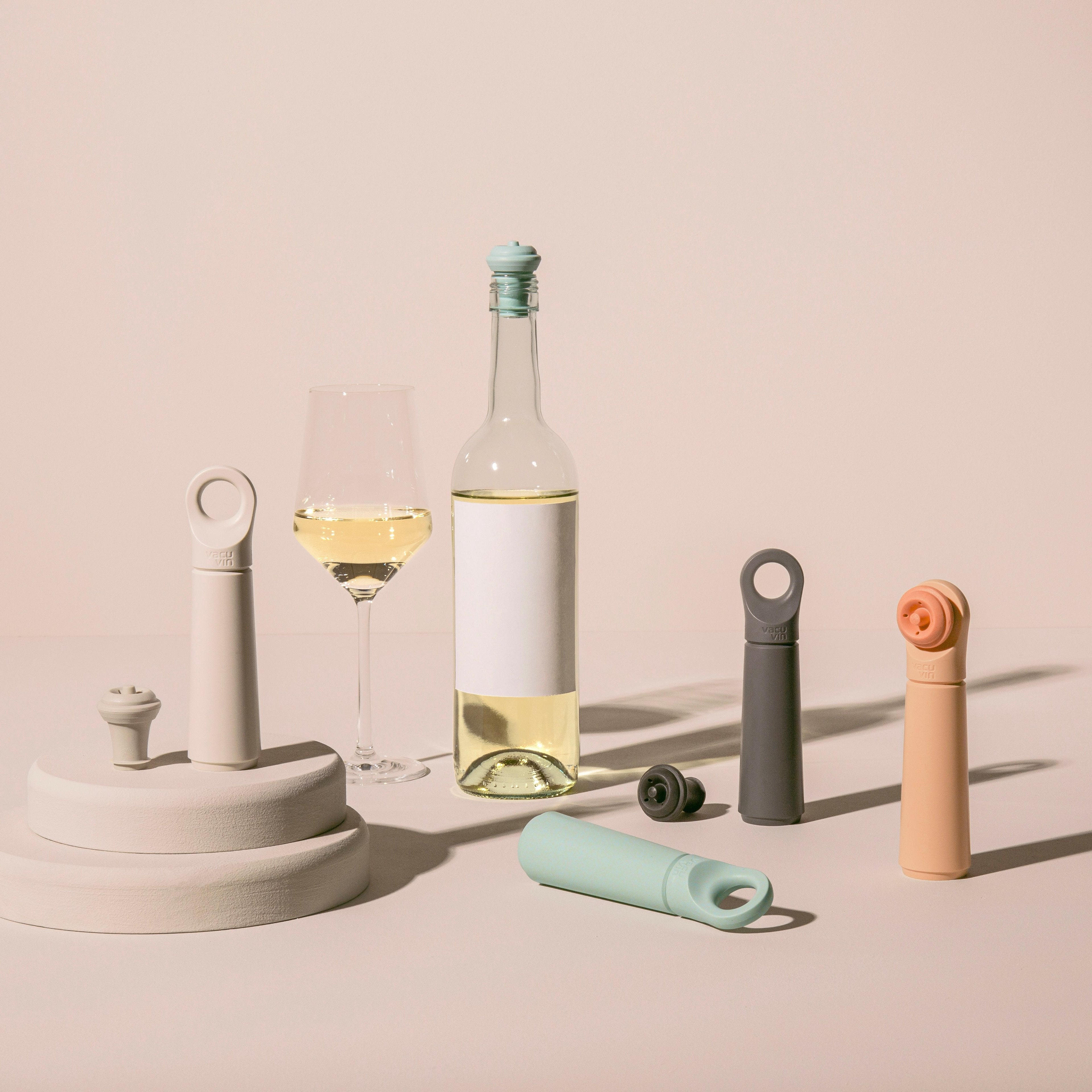 vacu-vin-wein-vakuumpumpe-loop-sand image 7
